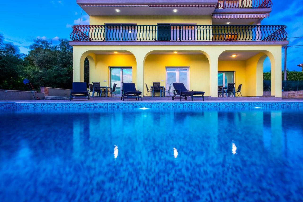 Luxury Apartments Kostrena With Pool Exteriör bild