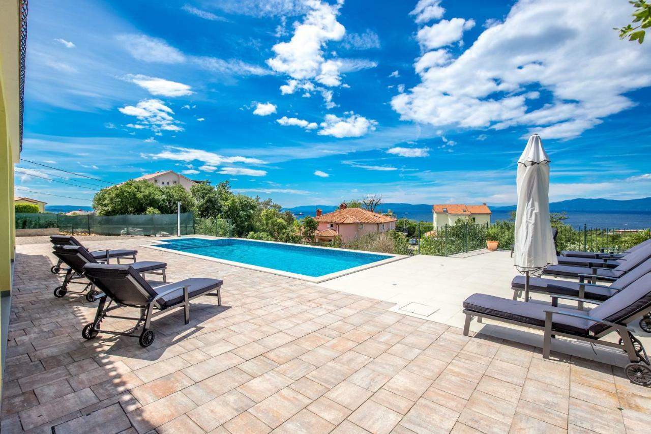 Luxury Apartments Kostrena With Pool Exteriör bild
