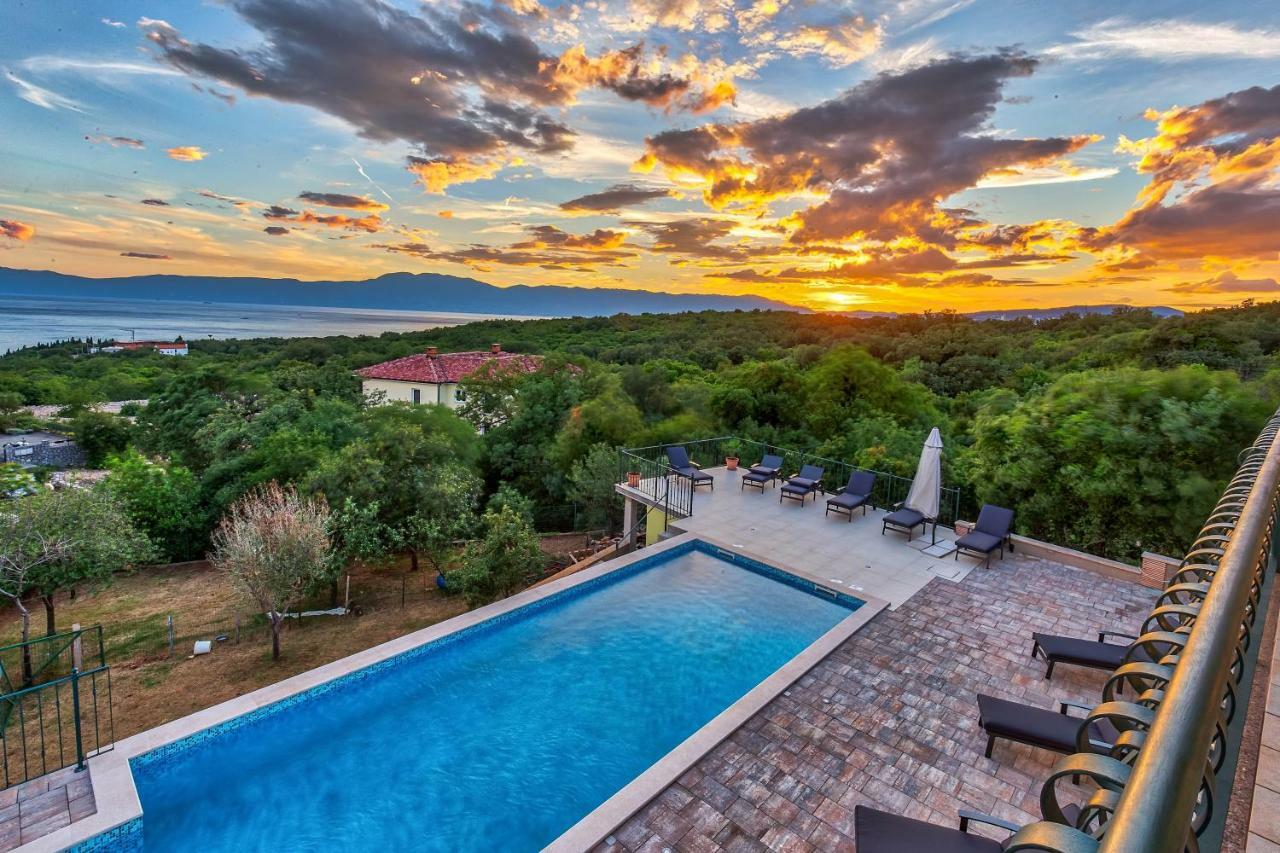 Luxury Apartments Kostrena With Pool Exteriör bild